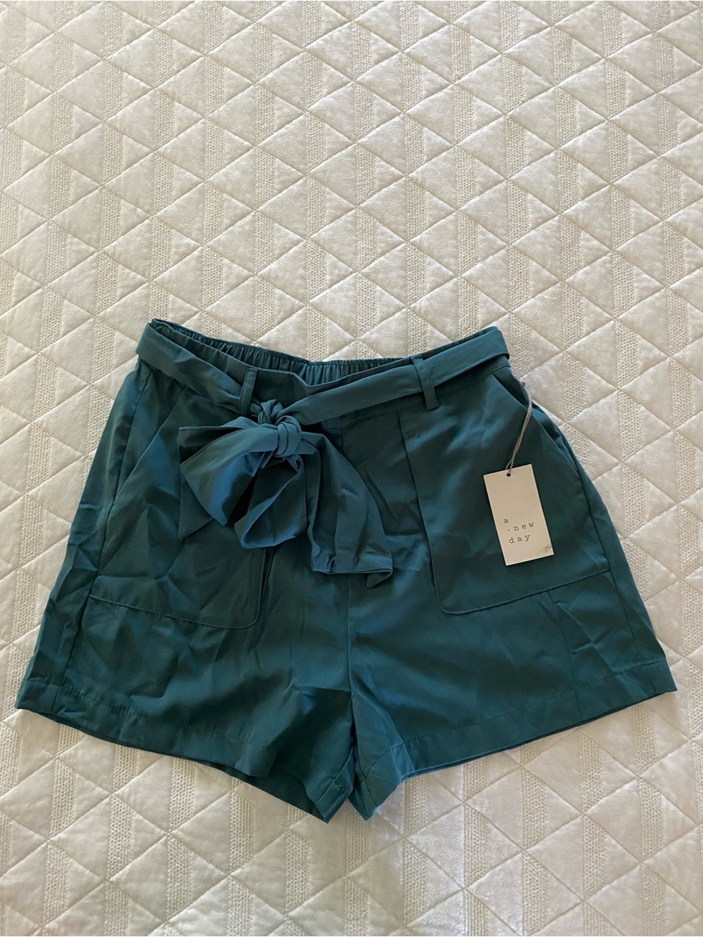 a new day Teal Paperbag Tie-Waist Women's Shorts NWT